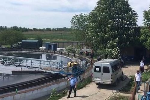 Ngạt khí mê tan tại nhà máy xử lí nước thải, 15 người thương vong