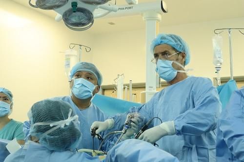 Bệnh viện Quốc tế Hạnh Phúc giúp nữ bệnh nhân sa tạng chậu bảo tồn chức năng sinh sản