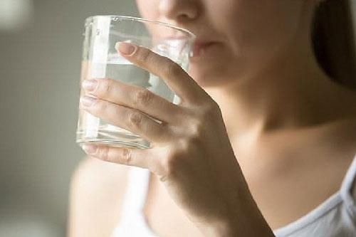 Bổ sung nước đúng cách mùa nắng nóng để tăng cường sức khỏe
