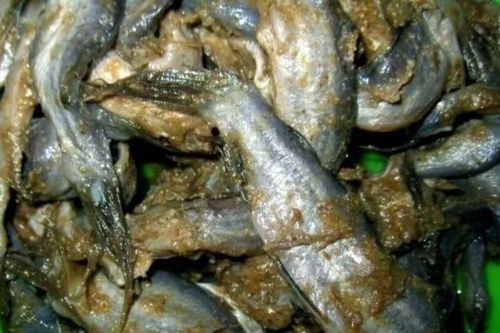Ăn cơm nhà mẹ vợ