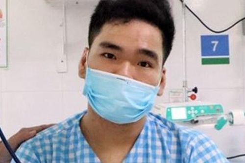 Nam thanh niên bị ngộ độc do ăn 'đặc sản' ve sầu