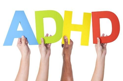 Trẻ tiếp xúc với khói thuốc thụ động, tăng nguy cơ mắc các triệu chứng ADHD