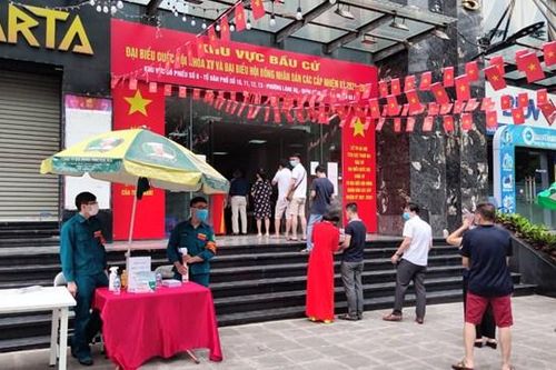 Láng Hạ, Đống, Đa, Hà Nội: Bầu cử trang nghiêm và an toàn
