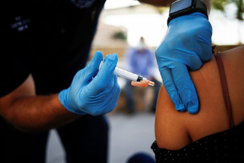 'Du lịch vaccine ở Mỹ sẽ rất tốn kém với nhiều chi phí ngầm'