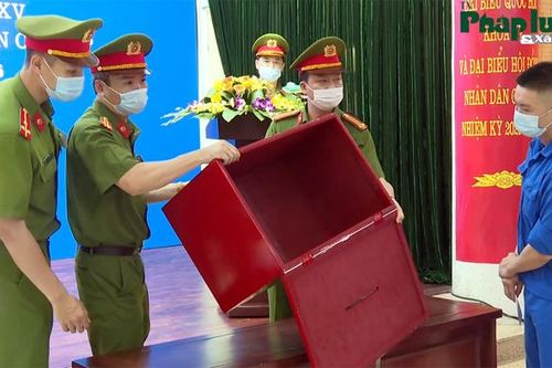 Hà Nội: Hơn 2.000 'cử tri đặc biệt' tại Trại Tạm giam số 1 hoàn thành bỏ phiếu bầu cử