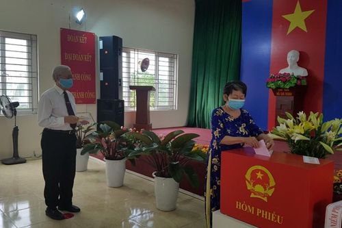 Quận Hoàng Mai đạt tỷ lệ 99,45% cử tri đi bầu cử