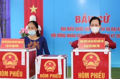 Rộn ràng không khí bầu cử tại Hà Nam