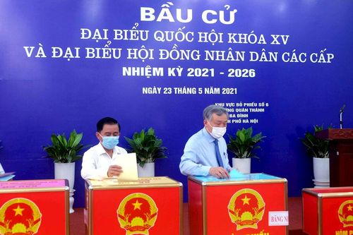 Ủy viên Bộ Chính trị, Chánh án TANDTC bỏ phiếu bầu cử tại đơn vị bầu cử số 6