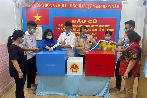 Tỷ lệ cử tri đi bầu tại TP Hồ Chí Minh đạt 99,38%