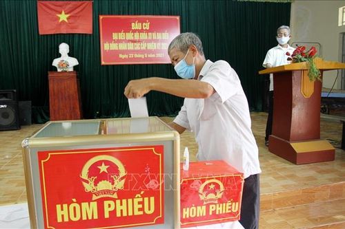 Cử tri tham gia bầu cử với tinh thần, trách nhiệm cao
