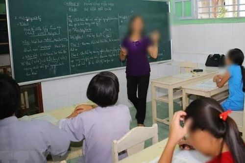 Yêu cầu học trò nêu ngành nghề của bố mẹ trong group chat, giáo viên bị chê trách vì thiếu tế nhị
