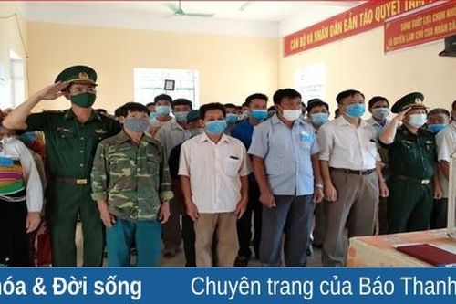 Nhiều bạn trẻ vùng biên giới Mường Lát háo hức trong ngày bầu cử