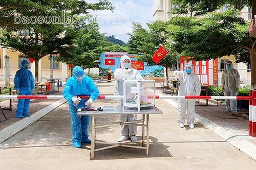 Trung đoàn 754, Bộ Chỉ huy Quân sự tỉnh Sơn La: 100% cử tri hoàn thành việc bỏ phiếu