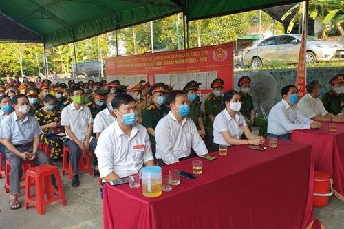 Đến 21h ngày 23/5, có trên 98% cử tri Nghệ An đi bỏ phiếu