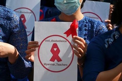 Hơn 125.000 giáo viên Myanmar bị đình chỉ dạy vì phản đối đảo chính