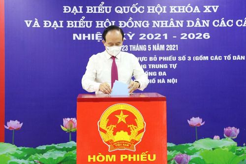 Chủ tịch HĐND thành phố Nguyễn Ngọc Tuấn bầu cử tại phường Trung Tự (quận Đống Đa)
