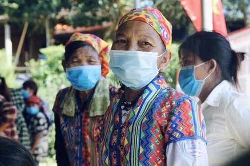 Đồng bào dân tộc Chứt ở Hà Tĩnh nô nức đi bầu cử