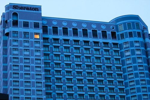Khách sạn, resort vật vã với dòng tiền