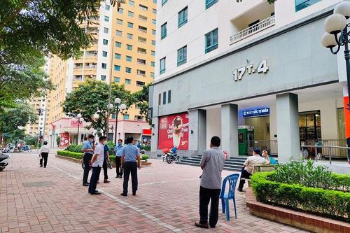 Hà Nội: Phong tỏa tạm thời tòa nhà 17T4 Khu đô thị Trung Hòa - Nhân Chính