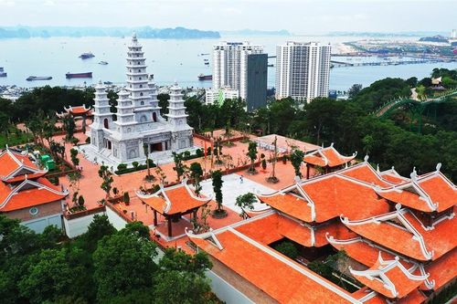 Chiêm ngưỡng điểm đến tâm linh mới tại Hạ Long