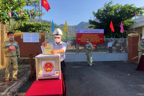 EVN hoàn thành nhiệm vụ cấp điện trong ngày bầu cử