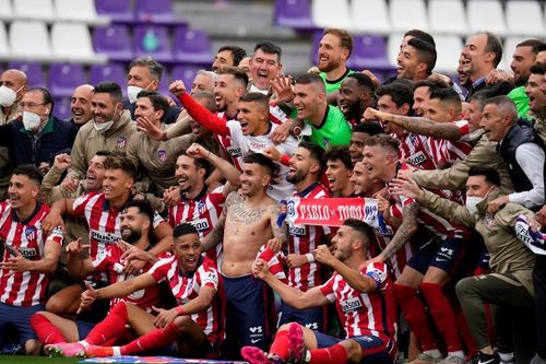 Atletico Madrid ngược dòng vô địch La Liga