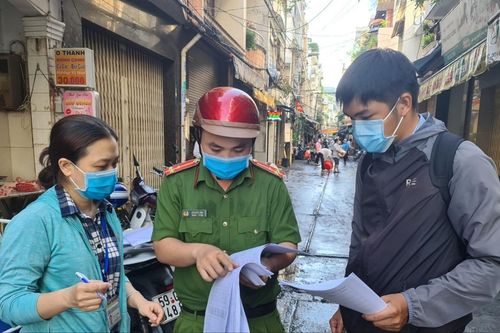 Bệnh nhân 18 tháng tuổi dương tính COVID-19 là cháu ngoại chủ quán bánh canh ở Quận 3