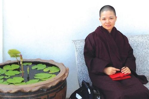 'Trái tim Không': Sách mới mùa Phật đản của nữ nhà văn Phan Việt