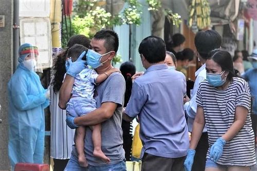 TP. HCM: Thêm một trường hợp nhiễm Covid-19 là cháu người bán quán ở quận 3