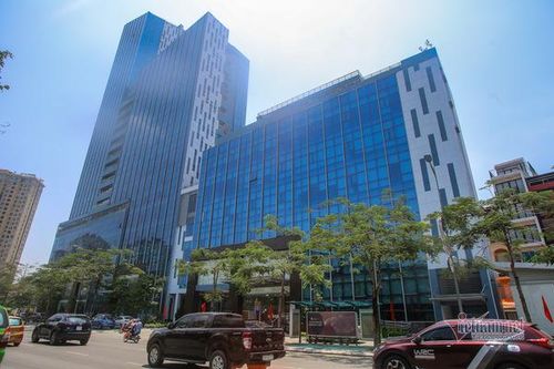 Đề xuất lấy lòng đường làm chỗ trông xe 'giải vây' khu liên cơ nghìn tỷ