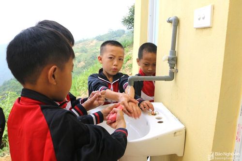 Nghệ An còn 110 ngàn dân khu vực nông thôn chưa được dùng nước sạch
