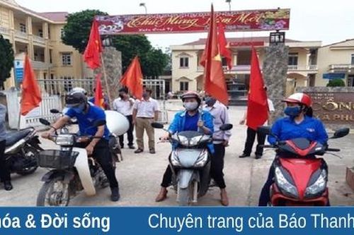 'Cõng' loa tuyên tuyền phòng, chống dịch COVID-19