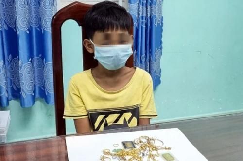 'Siêu trộm' 12 tuổi đột nhập nhà dân trộm gần 200 triệu để chơi game và đánh bạc,