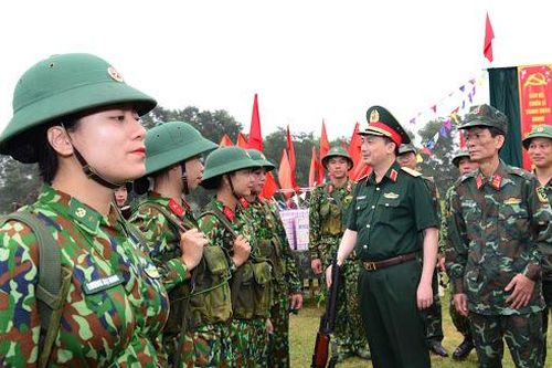 Đẩy mạnh tuyên truyền kỷ niệm 75 năm Ngày truyền thống lực lượng vũ trang Thủ đô