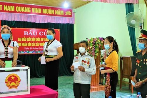 Cuộc bầu cử đại biểu Quốc hội và Hội đồng nhân dân đã thành công tốt đẹp