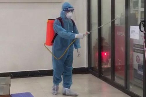 Phong tỏa tạm thời tòa nhà 17T4 khu đô thị Trung Hòa - Nhân Chính