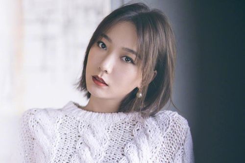 Đối thủ của Dương Mịch, Lưu Diệc Phi bỏ nghề