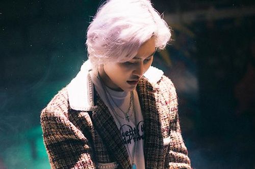 Vicky Nhung quay lại đường đua âm nhạc với MV 'Một đêm'