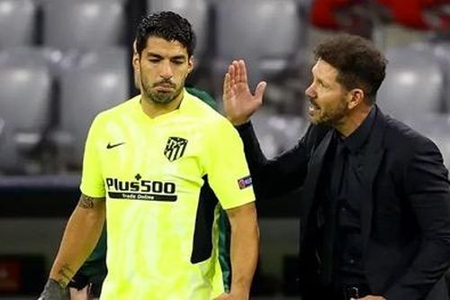 HLV Atletico Madrid từng 'giật mình', phấn khích khi được làm thầy Suarez