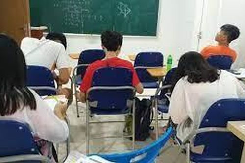 Tăng cường quản lý việc dạy thêm, học thêm