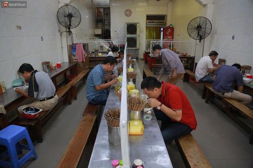 Hải Phòng cho phép hoạt động trở lại các cơ sở kinh doanh, dịch vụ ăn uống trong nhà