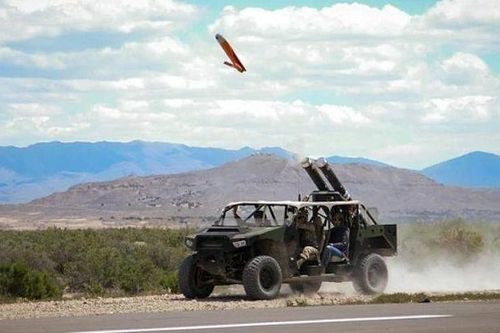 Mỹ thử nghiệm phóng UAV trên xe vận tải hạng nhẹ