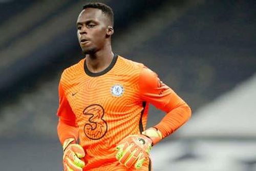 Thủ môn Edouard Mendy mang tin mừng cho Chelsea trước thềm Chung kết C1