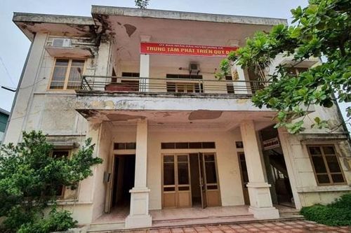 Thái Bình: Khởi tố 2 cán bộ Trung tâm Phát triển quỹ đất huyện Hưng Hà