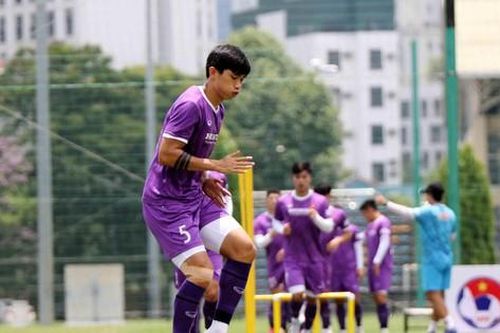 HLV Park Hang Seo chốt danh sách tuyển Việt Nam: Đoàn Văn Hậu, Trọng Hoàng có tên