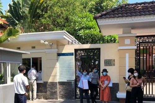 Hơn 1.000 phụ huynh ký đơn phản đối trường quốc tế tăng học phí