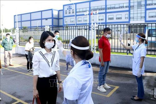 Thủ tướng chỉ đạo khẩn về phòng chống dịch COVID-19 tại các khu công nghiệp