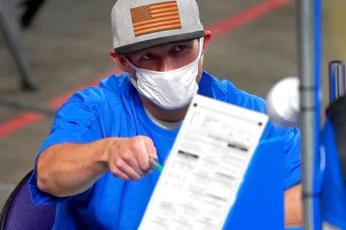 Sức ép điều tra phiếu bầu lan rộng, 6 tháng sau khi ông Trump thất cử