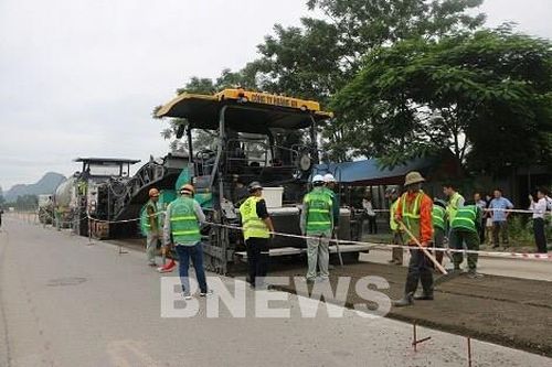 Đấu thầu bảo trì hơn 1.800 km tuyến quốc lộ trị giá 600 tỷ đồng