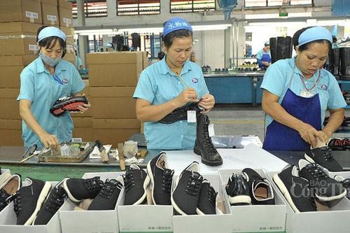 Nộp thuế nhập khẩu tại chỗ: Thêm gánh nặng cho doanh nghiệp